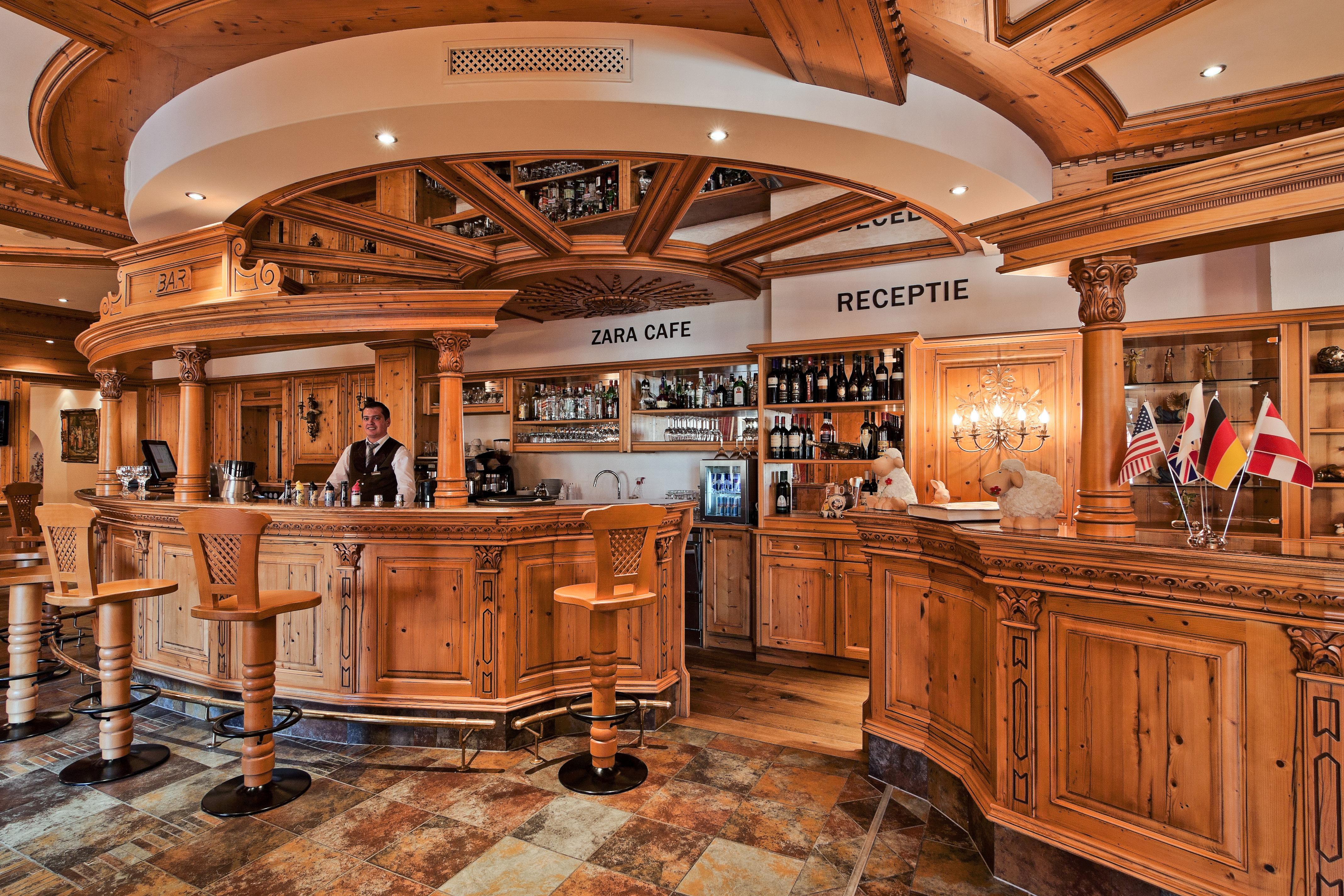 Mercure Sighisoara Binderbubi Hotel & Spa Экстерьер фото