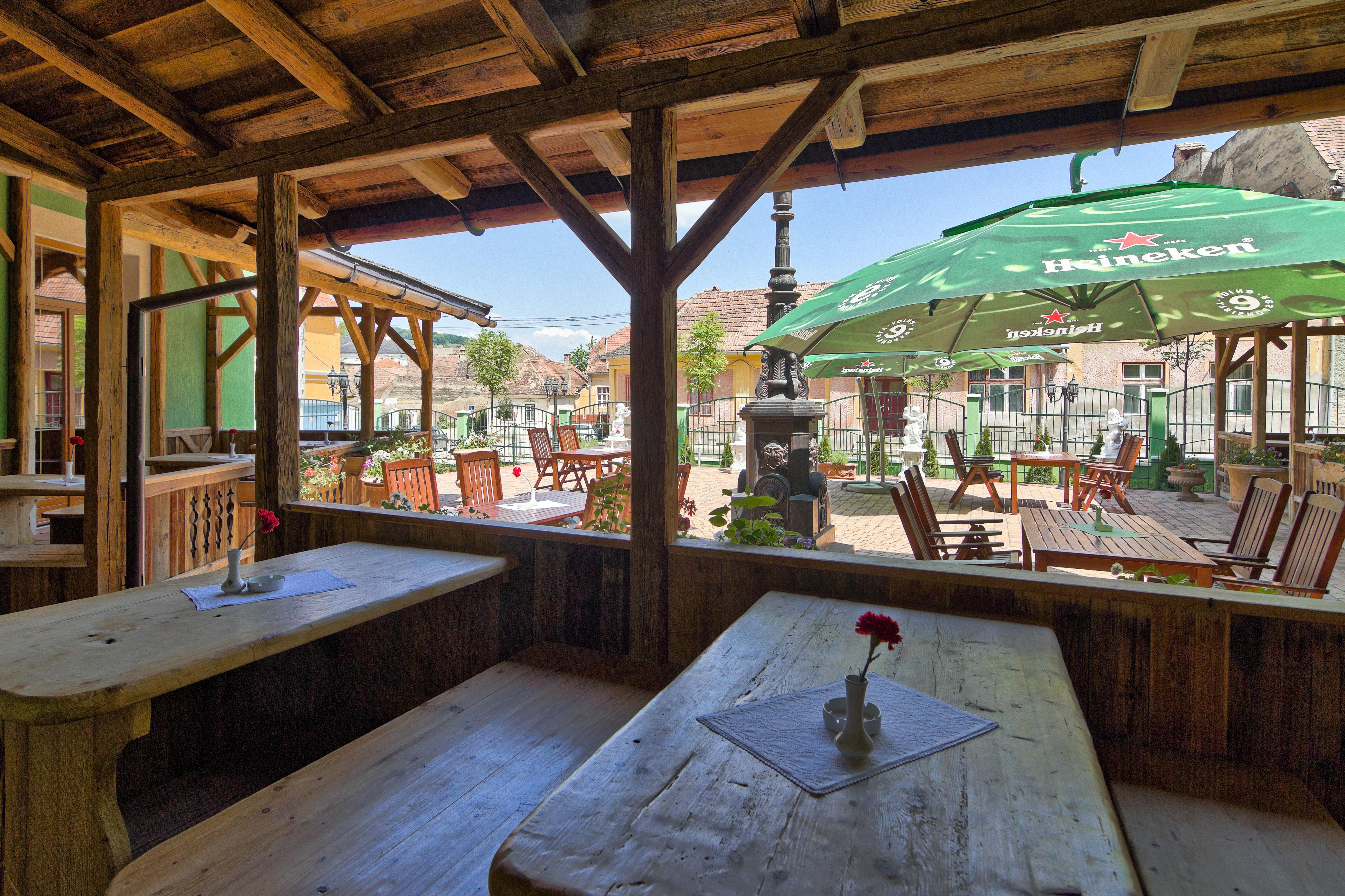 Mercure Sighisoara Binderbubi Hotel & Spa Экстерьер фото
