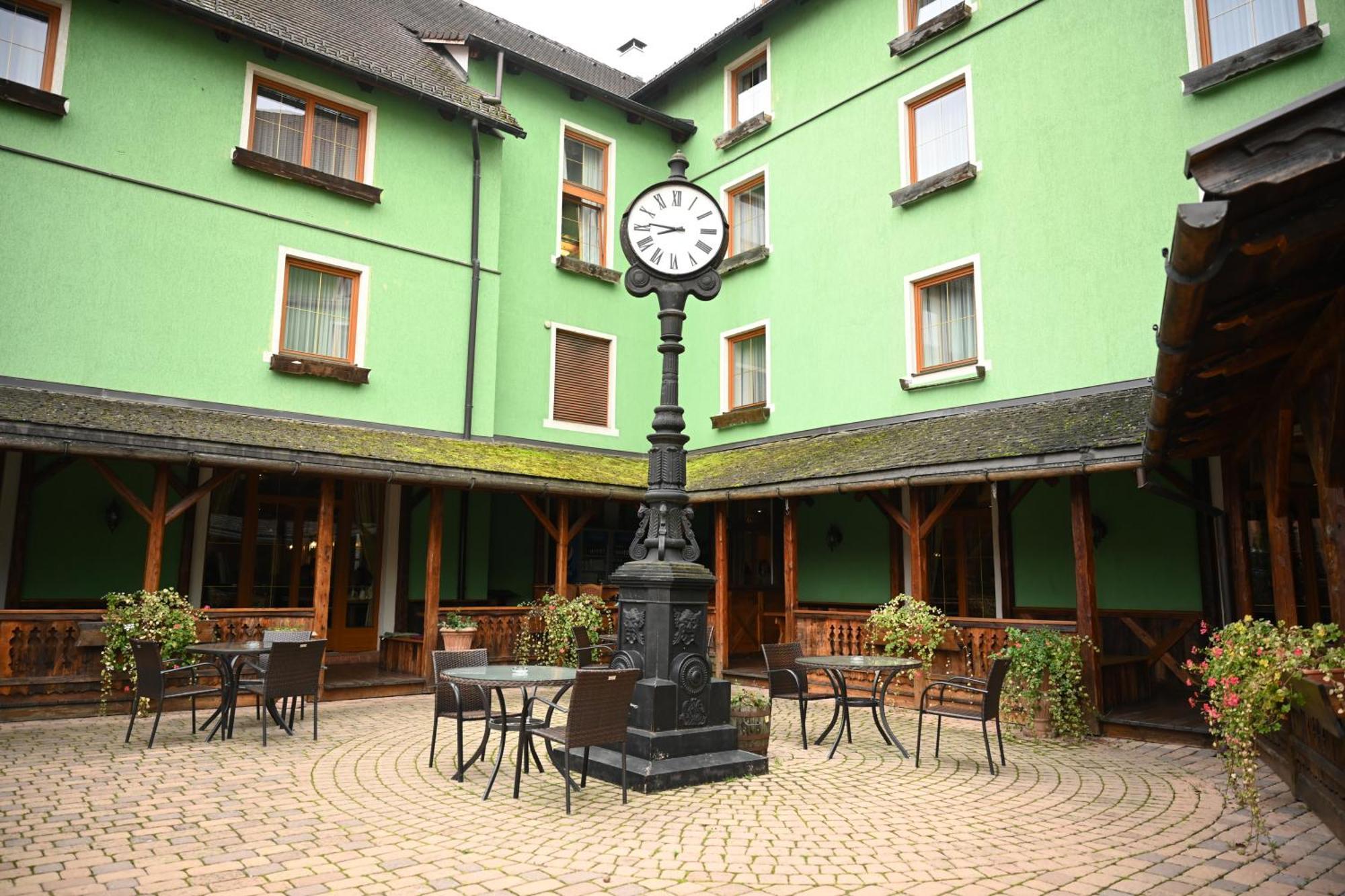 Mercure Sighisoara Binderbubi Hotel & Spa Экстерьер фото